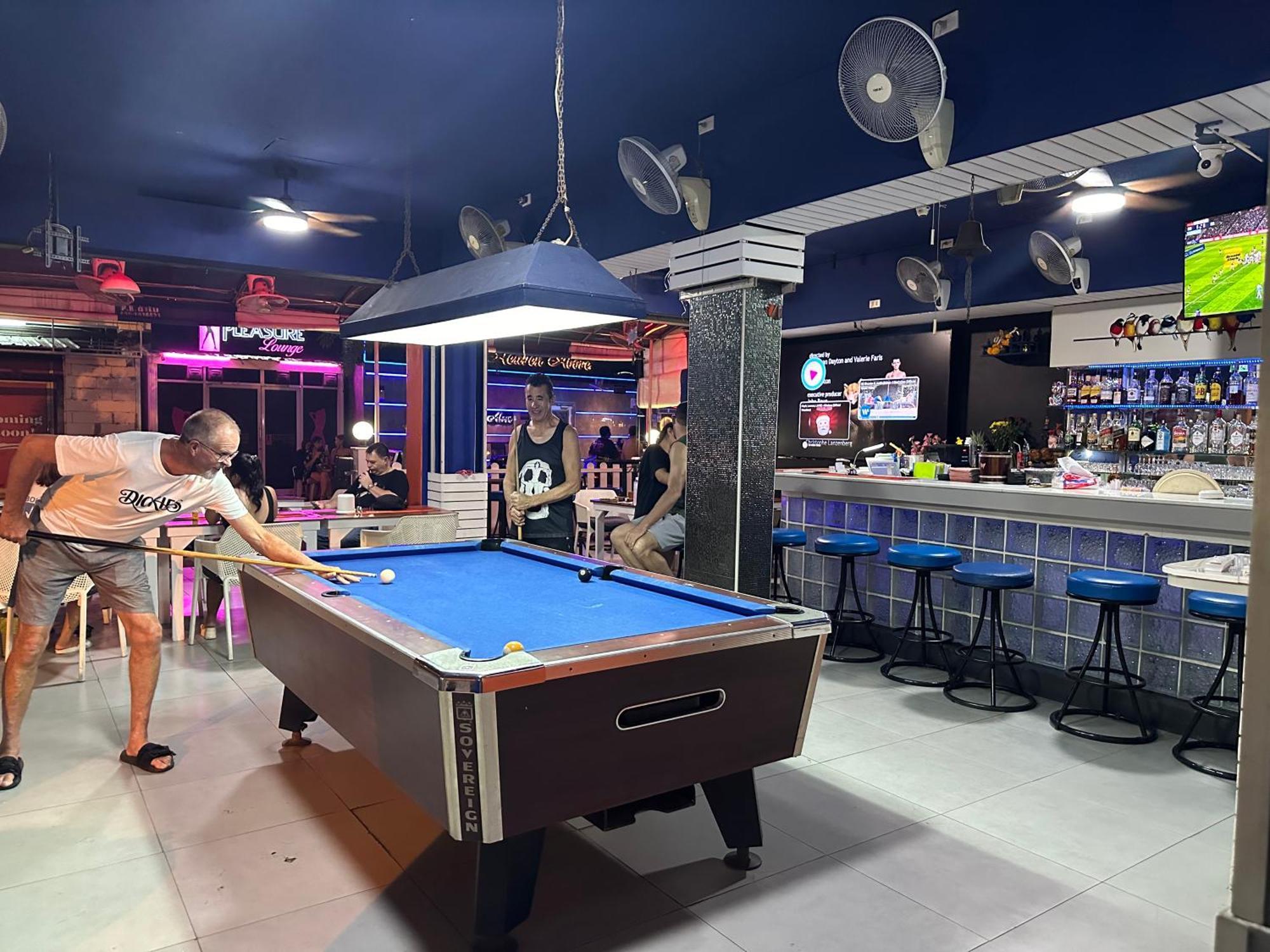 Garden Guest House Pattaya Luaran gambar