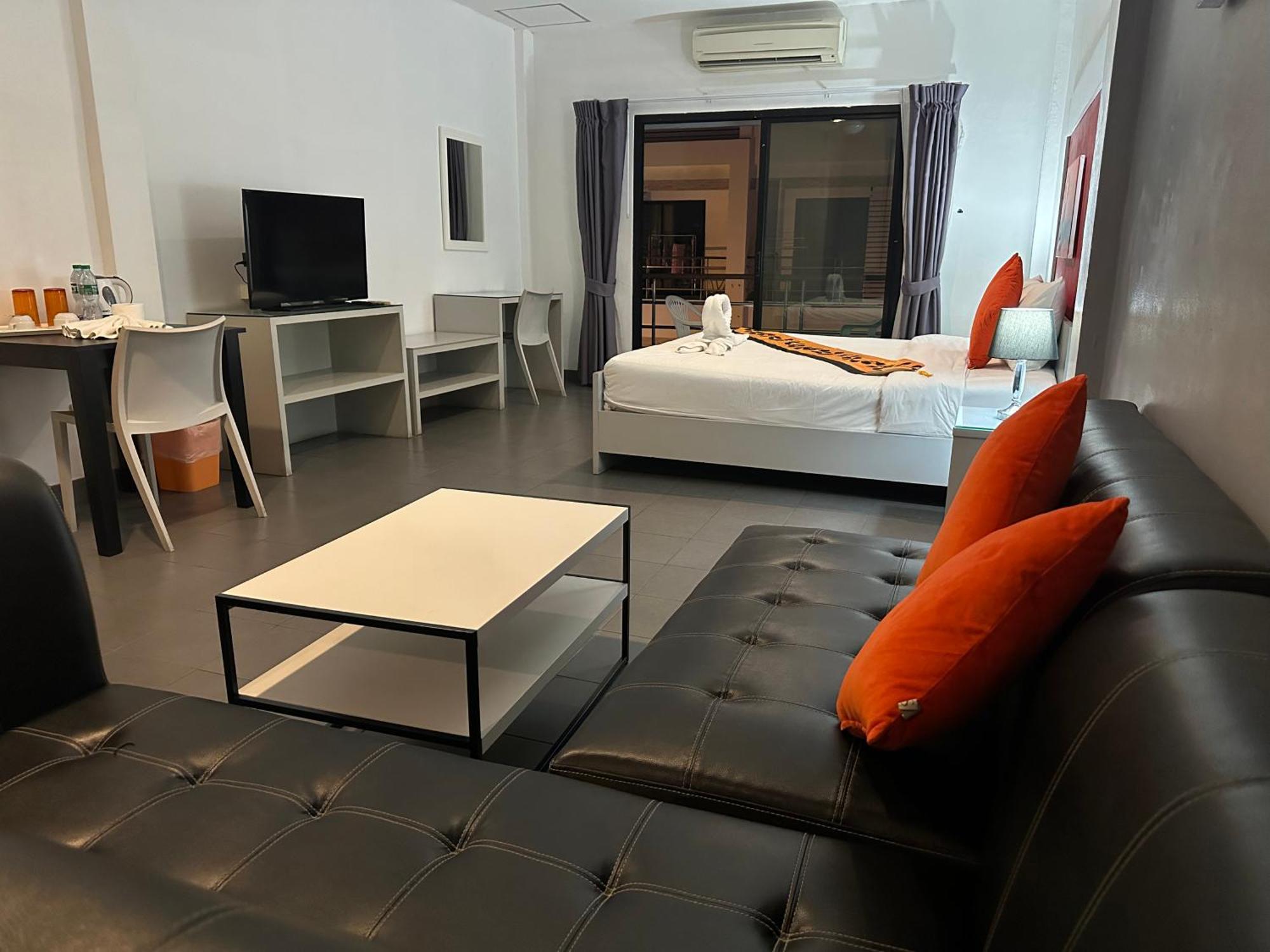 Garden Guest House Pattaya Luaran gambar