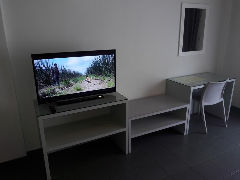 Garden Guest House Pattaya Luaran gambar